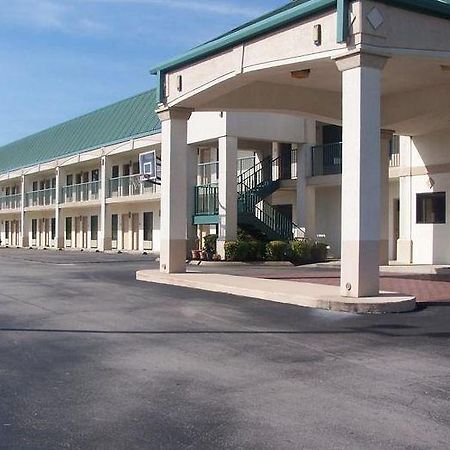Celebration Inn Lewisburg Екстериор снимка