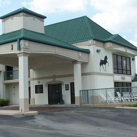 Celebration Inn Lewisburg Екстериор снимка