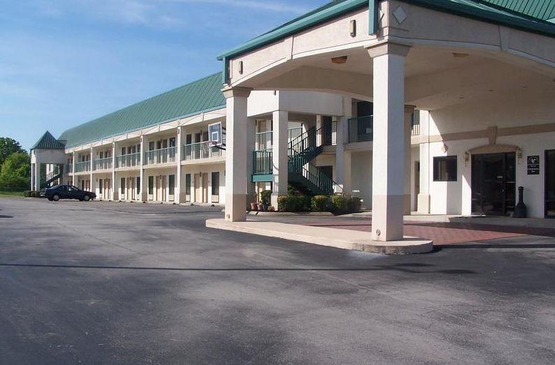 Celebration Inn Lewisburg Екстериор снимка