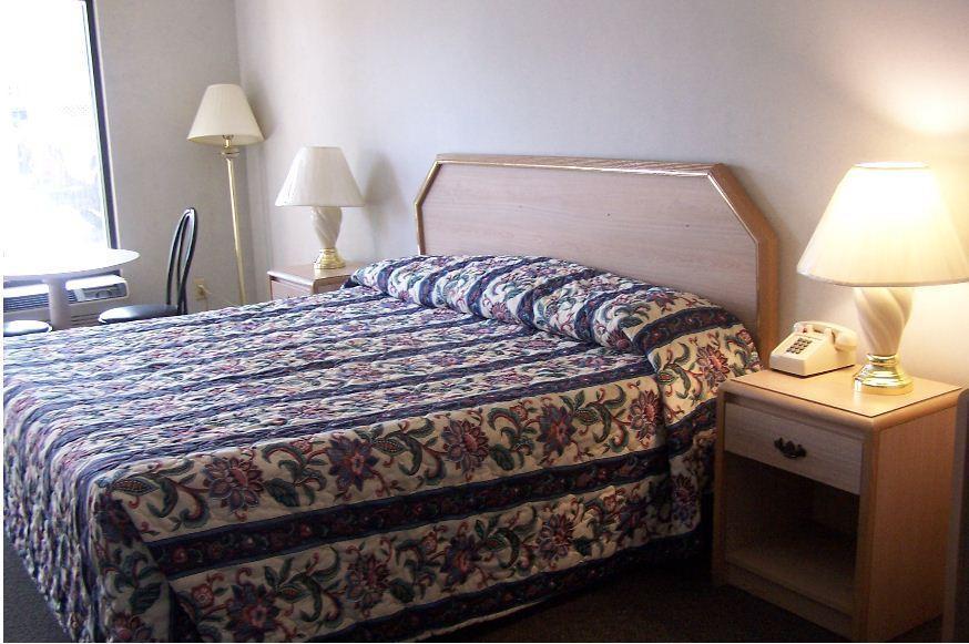 Celebration Inn Lewisburg Стая снимка